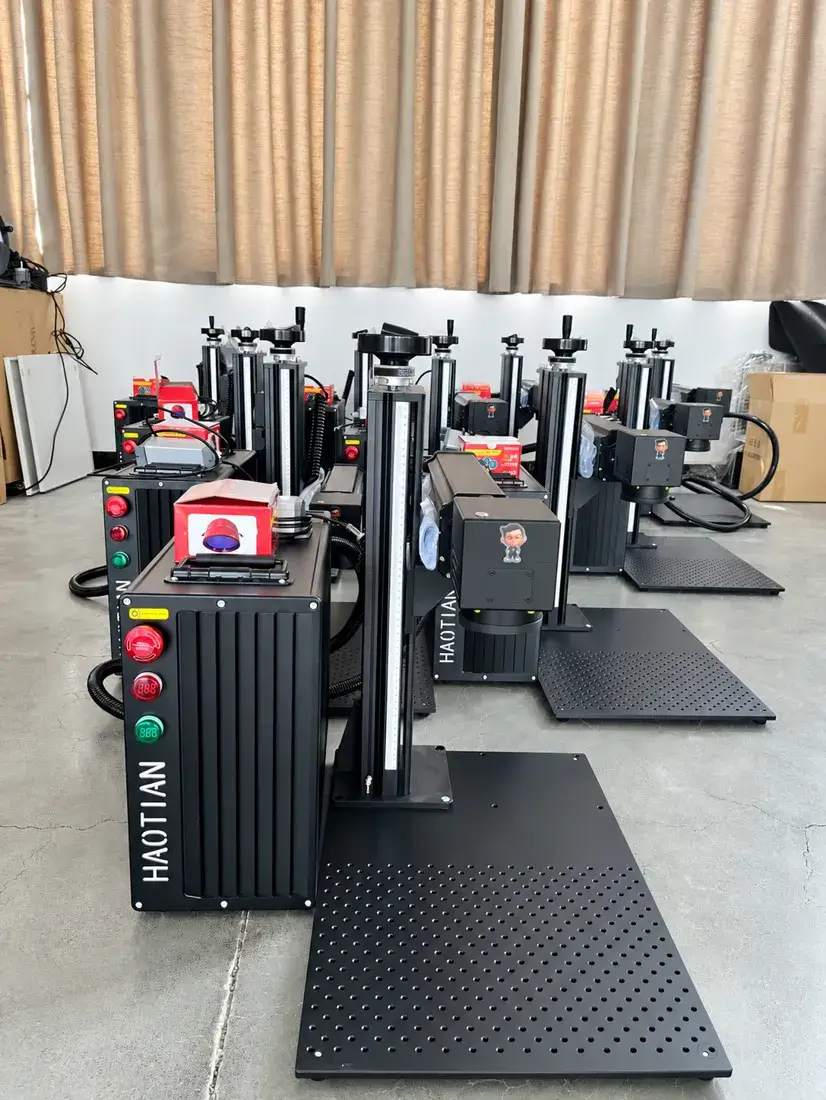 Batch of black Haotian fiber lasers tested and ready to ship at the factory
